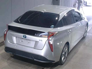 TOYOTA PRIUS 2018