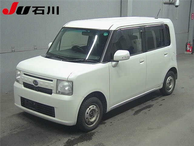DAIHATSU MOVE CONTE 2013