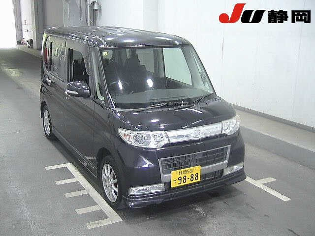 DAIHATSU TANTO 2008