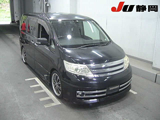 NISSAN SERENA 2010