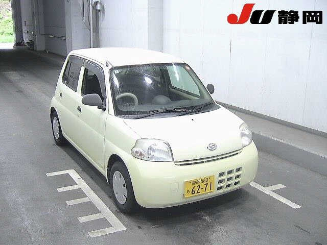 DAIHATSU ESSE 2010