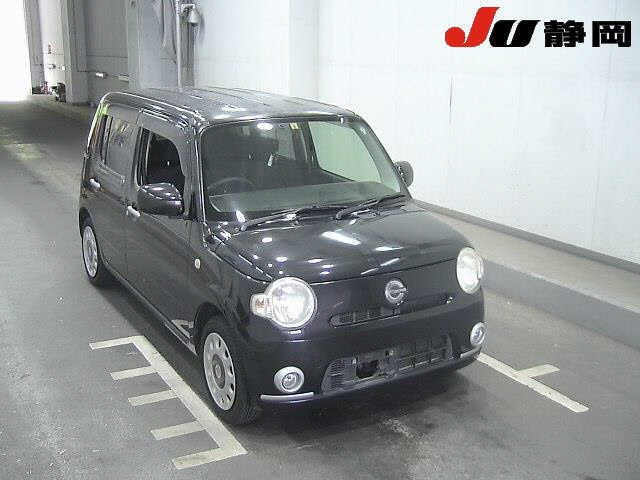 DAIHATSU MIRA 2010