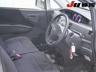 DAIHATSU MOVE 2010