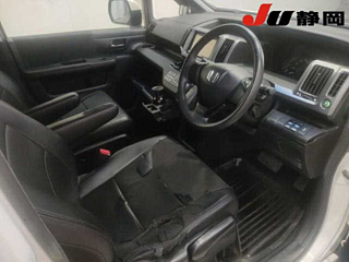 HONDA STEP WAGON 2010