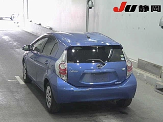 TOYOTA AQUA 2012
