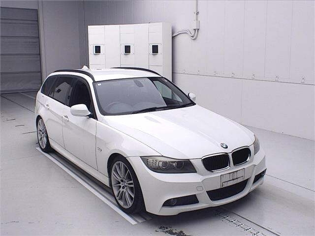 BMW 3 SERIES 2010