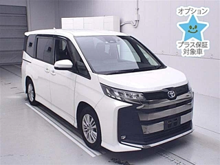TOYOTA NOAH 2022