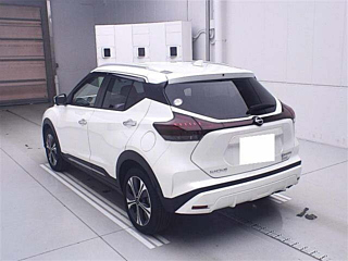 NISSAN KIX 2024