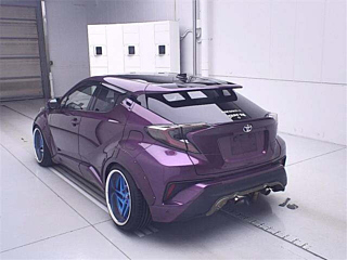 TOYOTA C-HR 2018