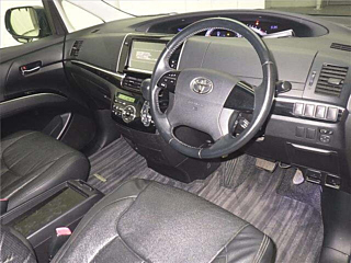 TOYOTA ESTIMA 2015