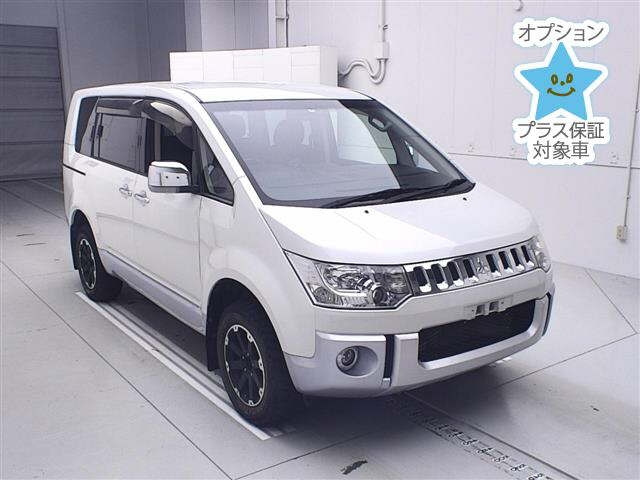 MITSUBISHI DELICA D5 2016