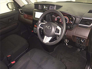 TOYOTA ROOMY 2020