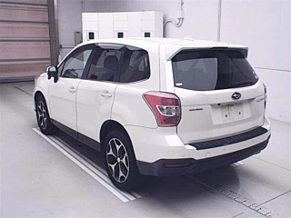SUBARU FORESTER 2015