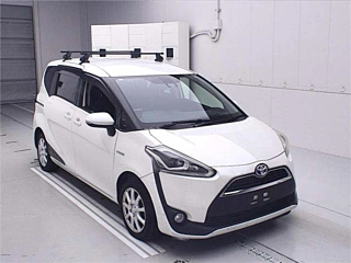 TOYOTA SIENTA 2016