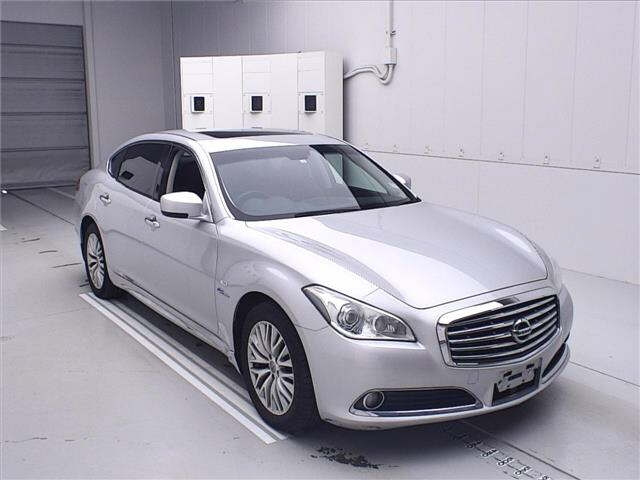 NISSAN CIMA 2012