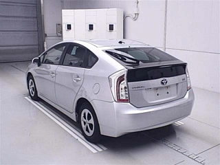 TOYOTA PRIUS 2014