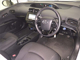 TOYOTA PRIUS 2022