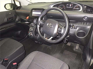 TOYOTA SIENTA 2021