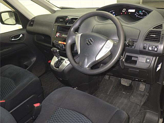 SUZUKI LANDY 2014