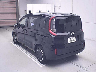 TOYOTA SIENTA 2023