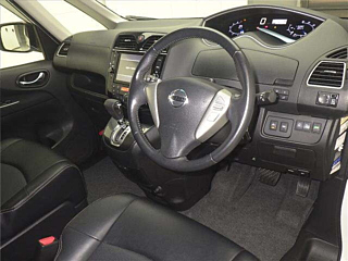 NISSAN SERENA 2015
