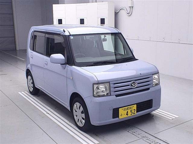 DAIHATSU MOVE CONTE 2011