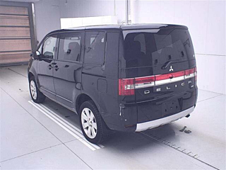 MITSUBISHI DELICA D5 2016
