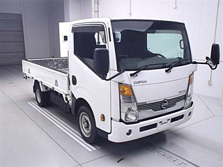 NISSAN ATLAS 2011