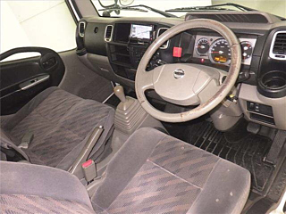 NISSAN ATLAS 2011