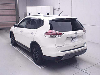 NISSAN X-TRAIL 2015