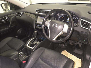 NISSAN X-TRAIL 2015