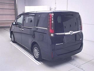 TOYOTA ESQUIRE 2016