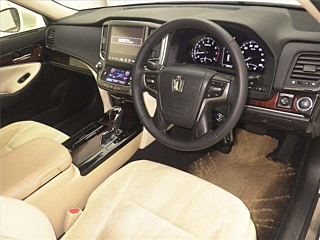 TOYOTA CROWN 2015