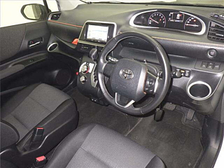 TOYOTA SIENTA 2022