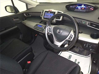 HONDA FREED 2014