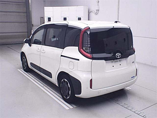 TOYOTA SIENTA 2022