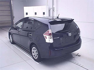 TOYOTA PRIUS ALPHA 2018