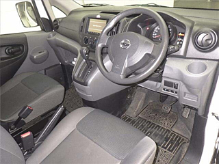 NISSAN NV200 2020