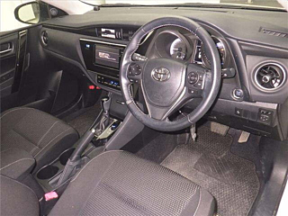 TOYOTA AURIS 2015