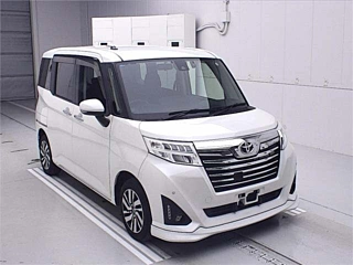 TOYOTA ROOMY 2017