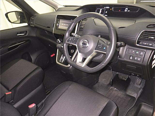 NISSAN SERENA 2017