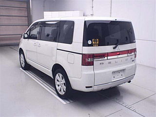 MITSUBISHI DELICA D5 2014