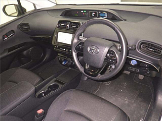 TOYOTA PRIUS 2022