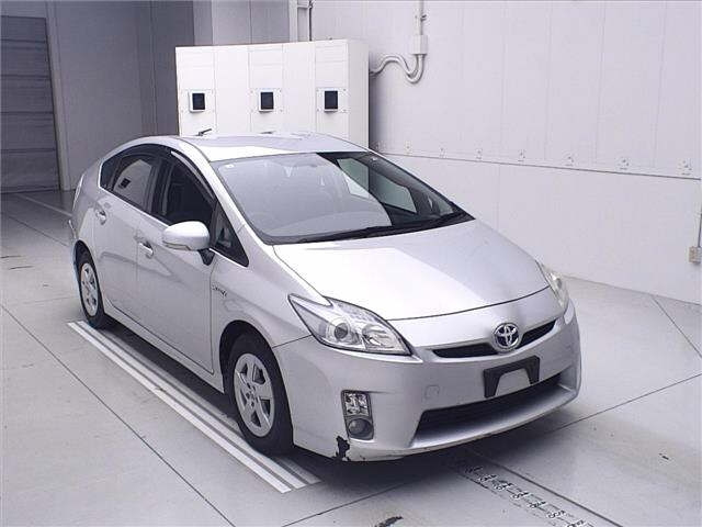 TOYOTA PRIUS 2010