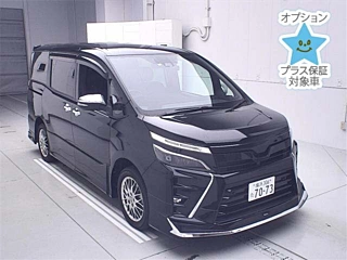 TOYOTA VOXY 2021