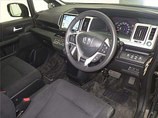 HONDA STEP WAGON 2014