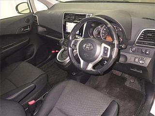 TOYOTA RACTIS 2016