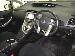 TOYOTA PRIUS 2015