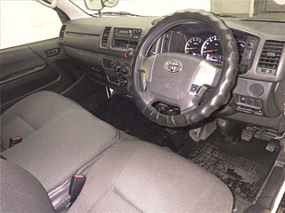 TOYOTA HIACE VAN 2018