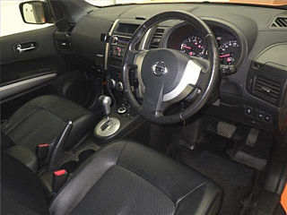 NISSAN X-TRAIL 2014